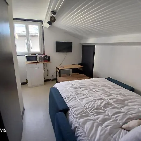 Coralie * Saint-Flour (Cantal)